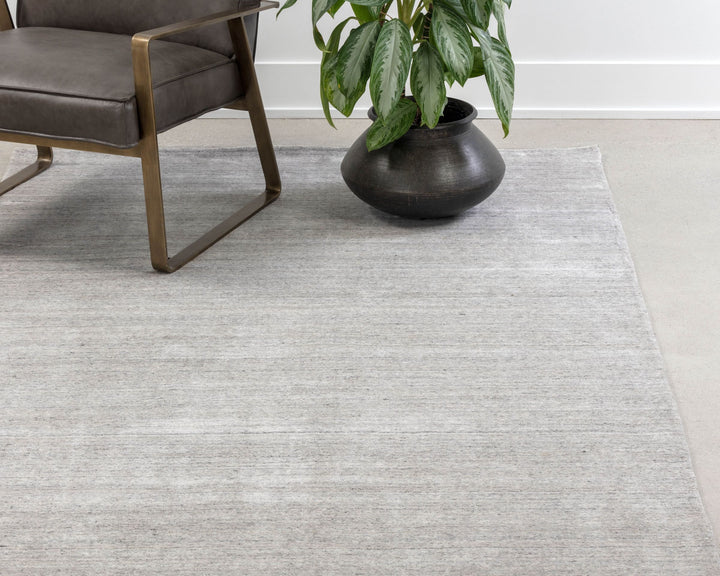 Grey / Ivory - 5' X 8'