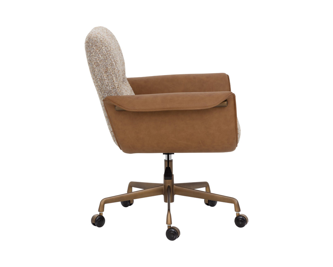 Holden Dusty Greige / Milliken Cognac