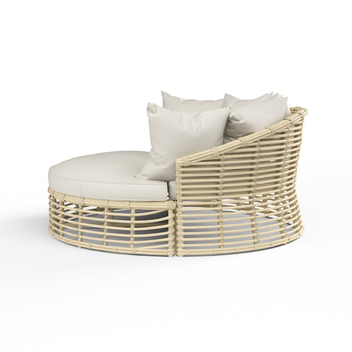 American Home Furniture | Sunset West - Farro Round Daybed in Canvas Canvas w/ Self Welt