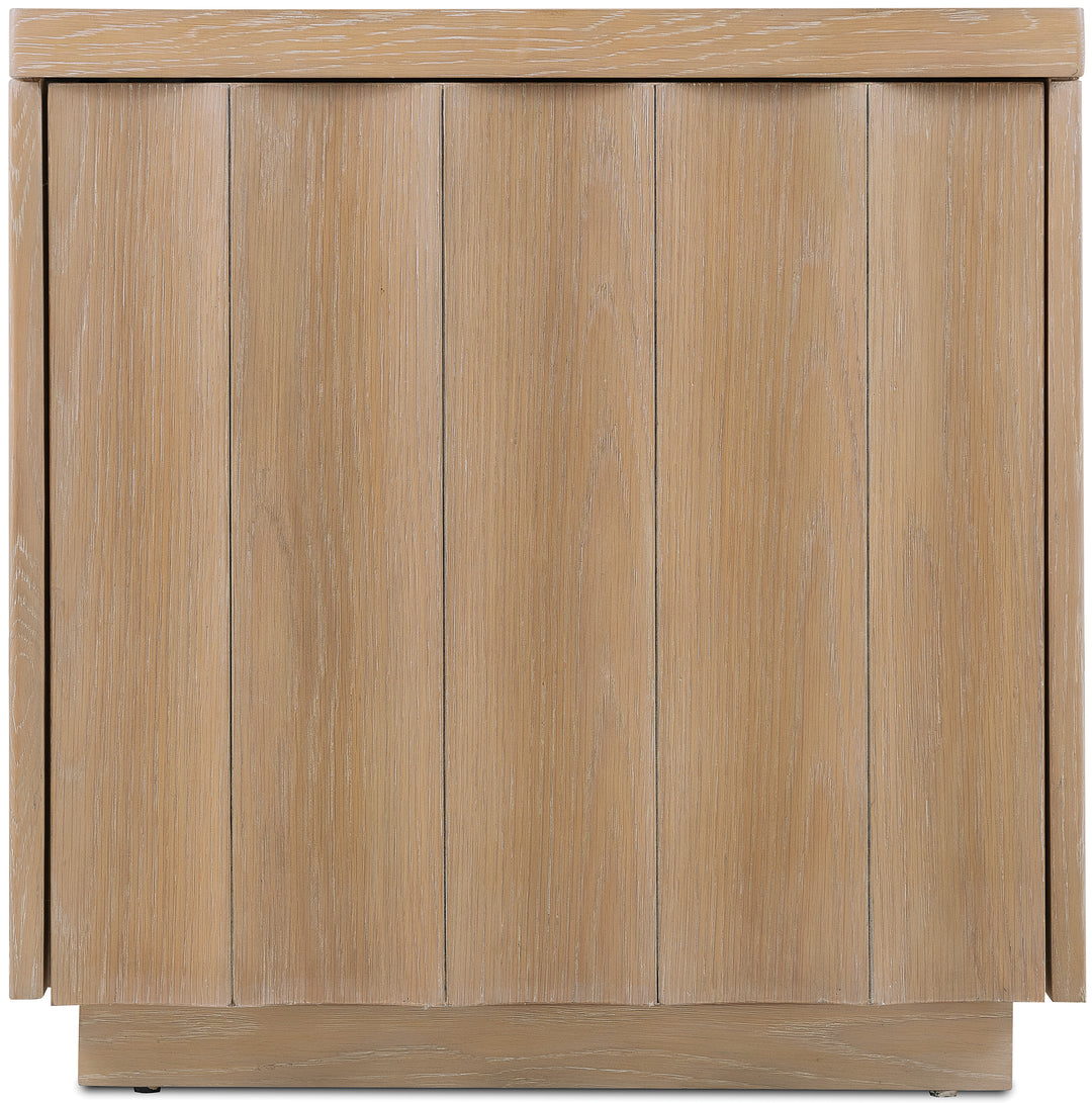 American Home Furniture Hooker Furniture Commerce and Market Willow End Table