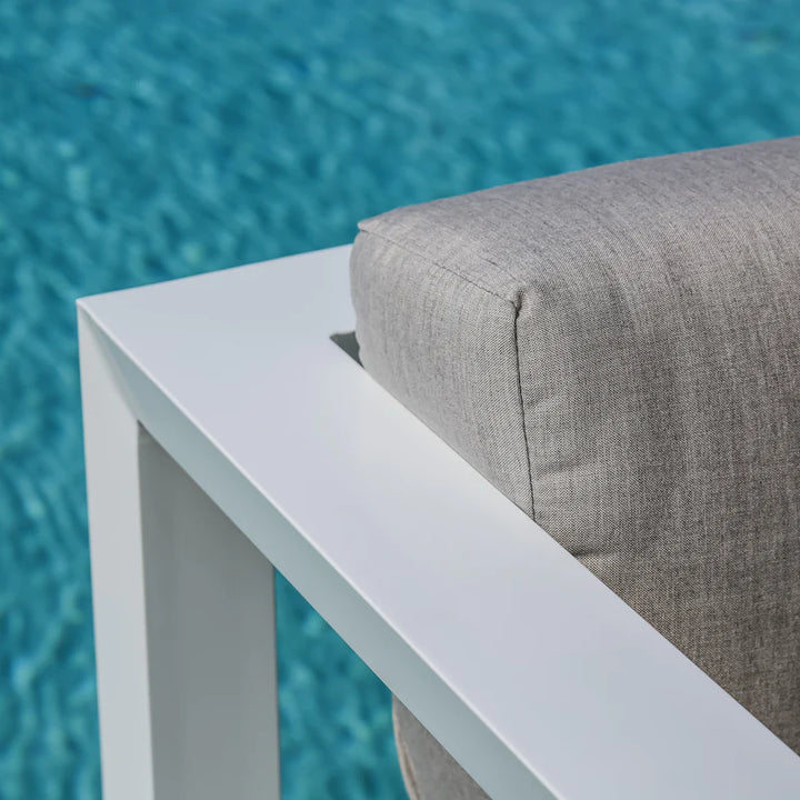 Newport Club Chair in Canvas Skyline, No Welt