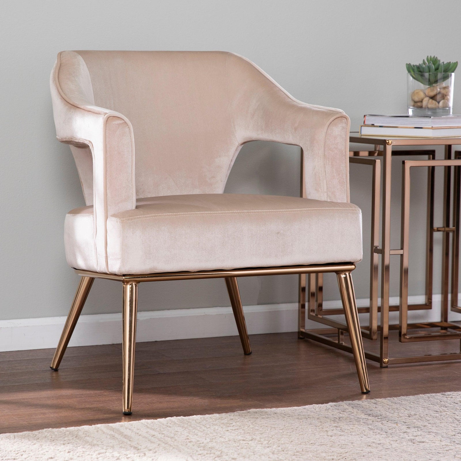SEI Furniture Eldermain Upholstered Accent Chair ACCENT + LOUNGE CHAIRS
