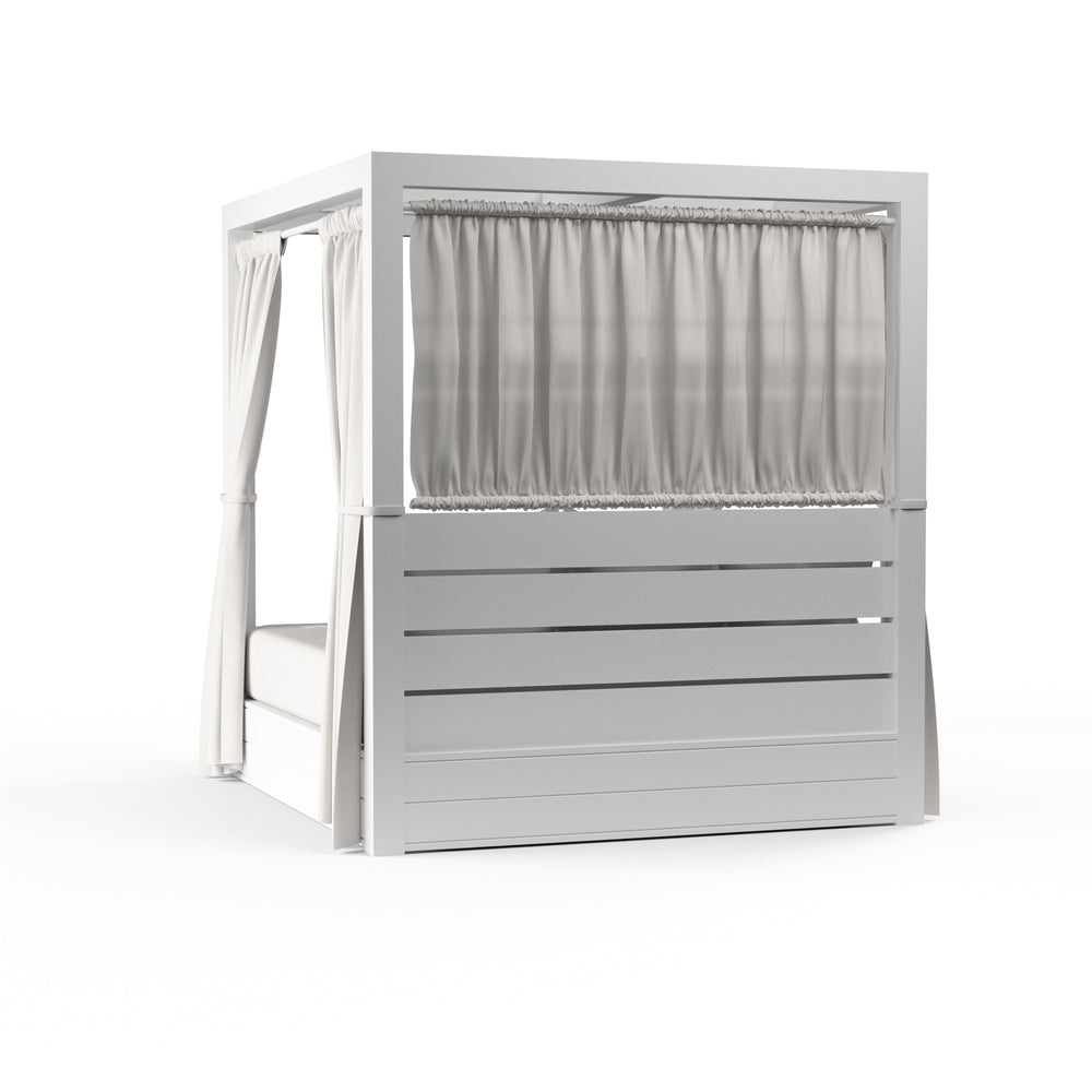 American Home Furniture | Sunset West - Newport Resort King Daybed in Cast Silver, No Welt