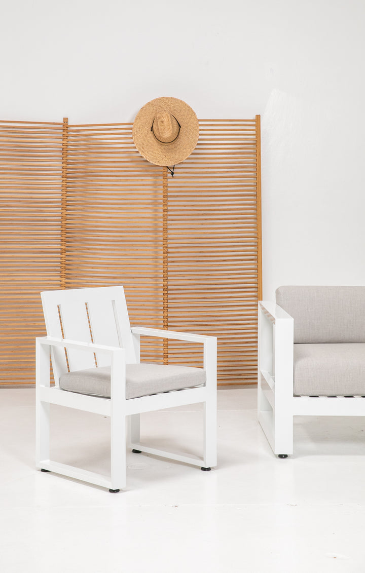 Newport Dining Chair in Canvas Skyline, No Welt