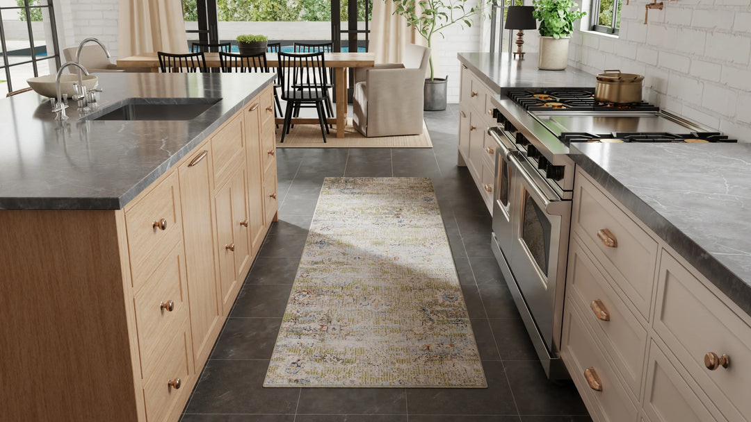 Runner/2'6" x 7'3"/Green/Ivory