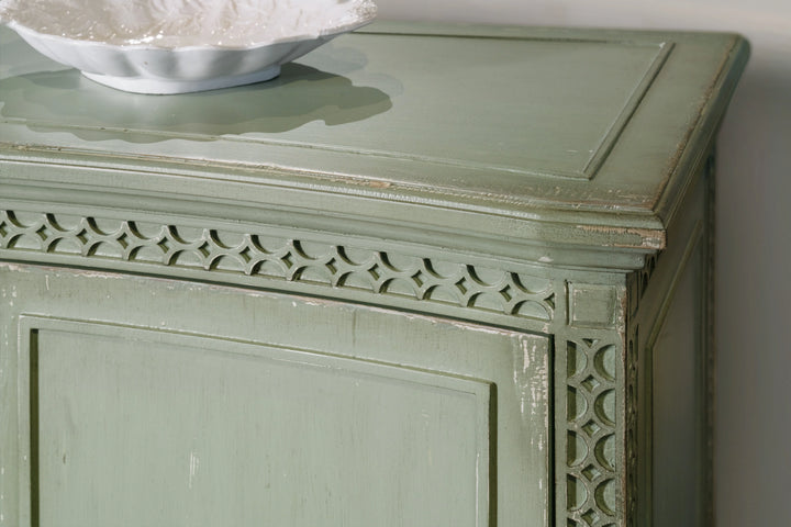 15.00"D x 32.75"W x 38.00"H/Verdigris Green
