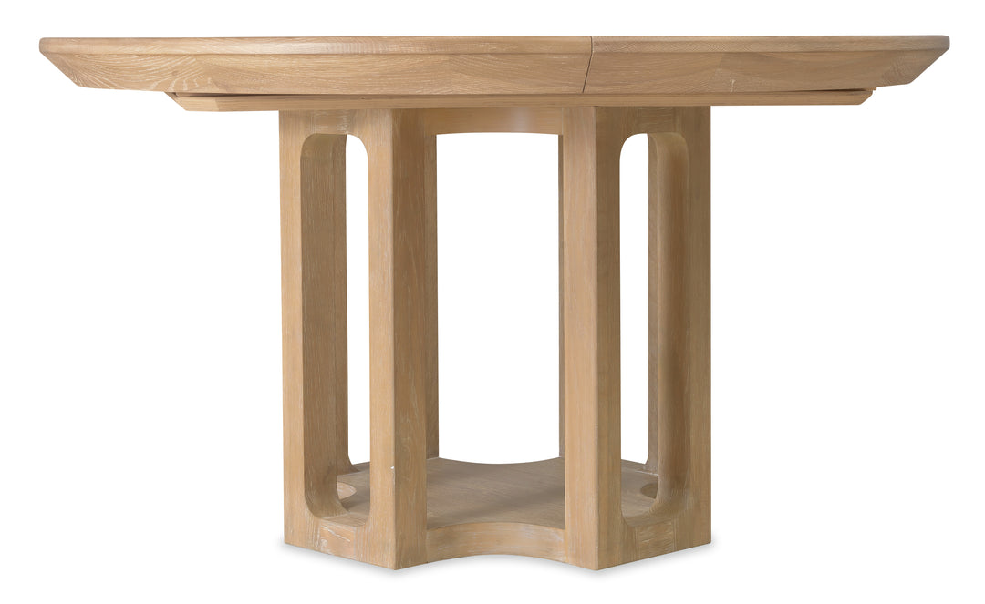 American Home Furniture Hooker Furniture Banyon Bay Round Dining Table with One 18-inch Leaf