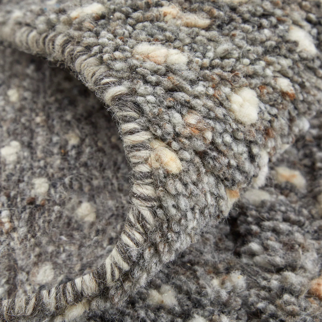 Round/8' x 8' /Charcoal