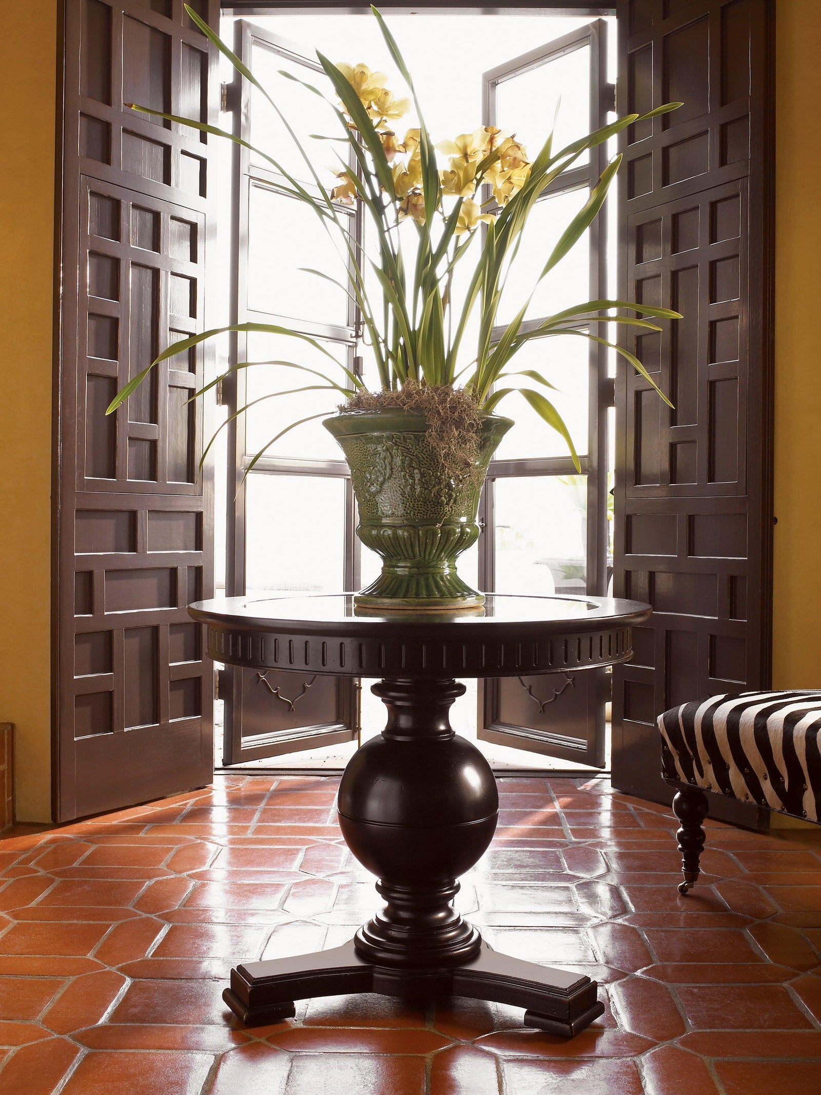 Tommy Bahama Home Kingstown Marigot Center Table ACCENT TABLES