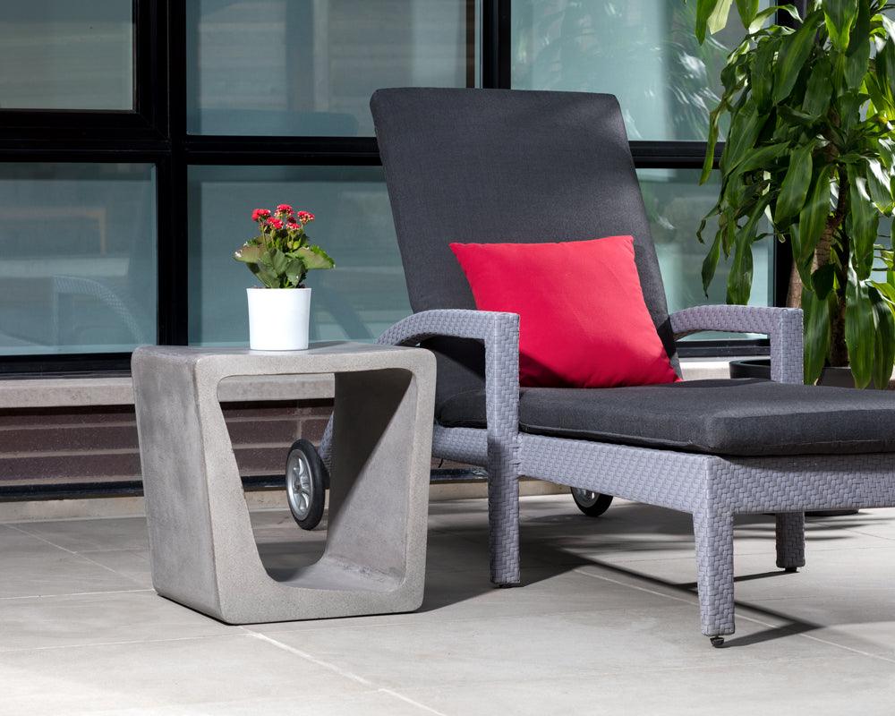 Sunpan Darwin End Table ACCENT TABLES