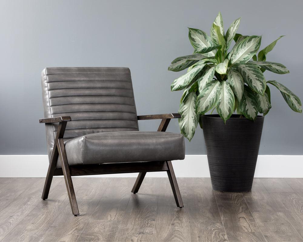 Sunpan Peyton Lounge Chair ACCENT + LOUNGE CHAIRS