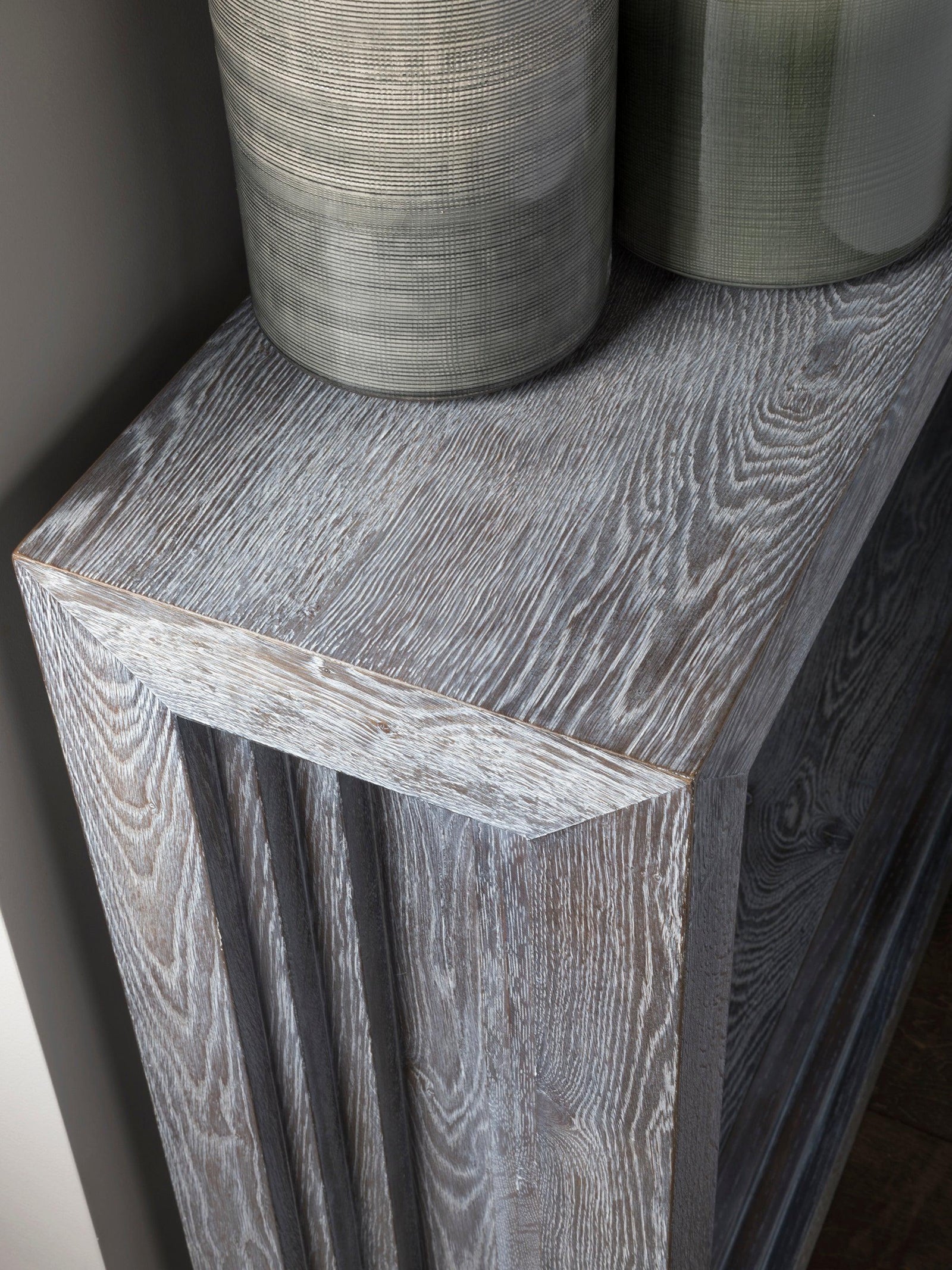 Artistica Home Signature Designs Accolade Console CONSOLE TABLES