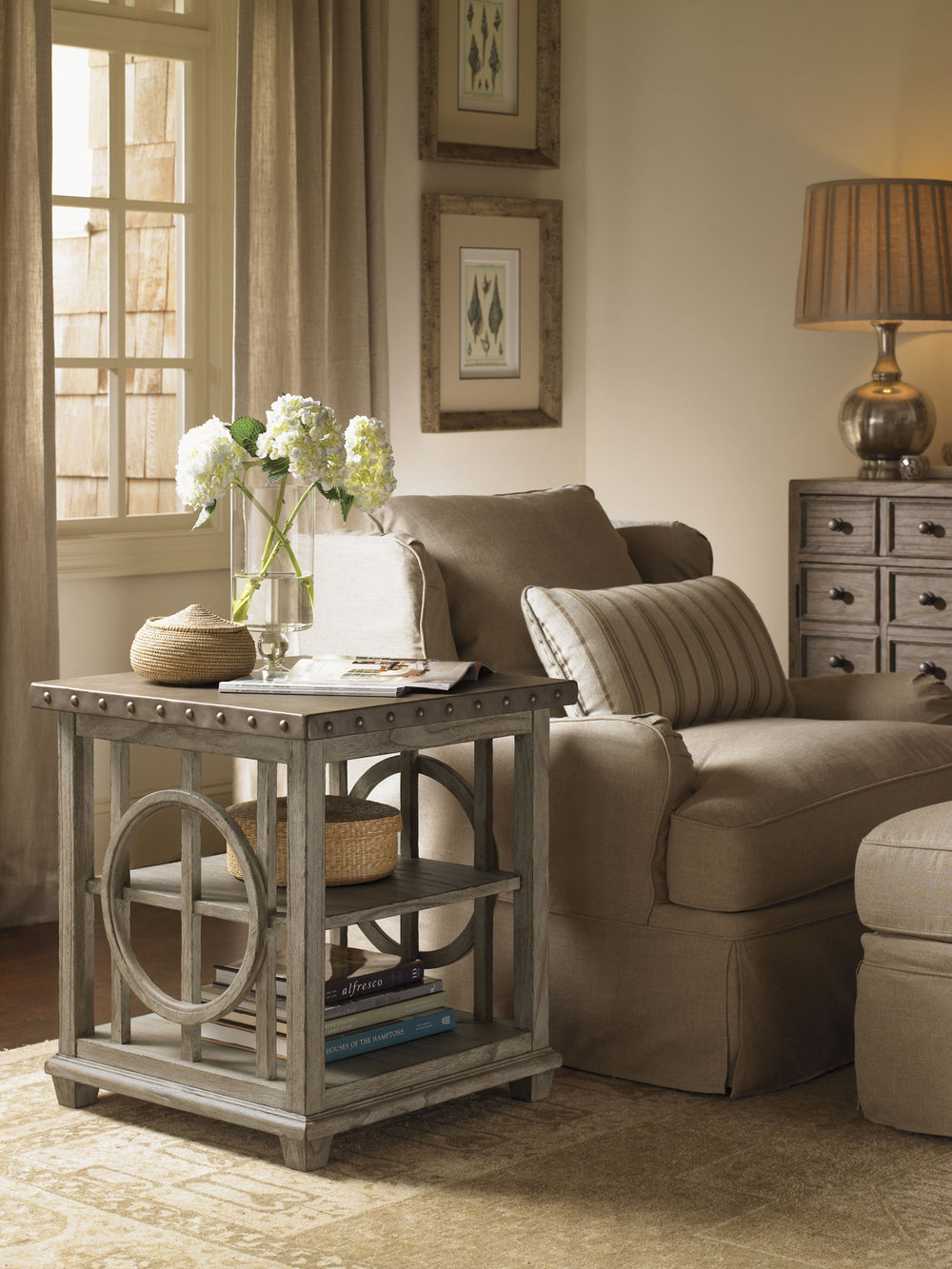 American Home Furniture | Lexington  - Twilight Bay Wyatt Lamp Table