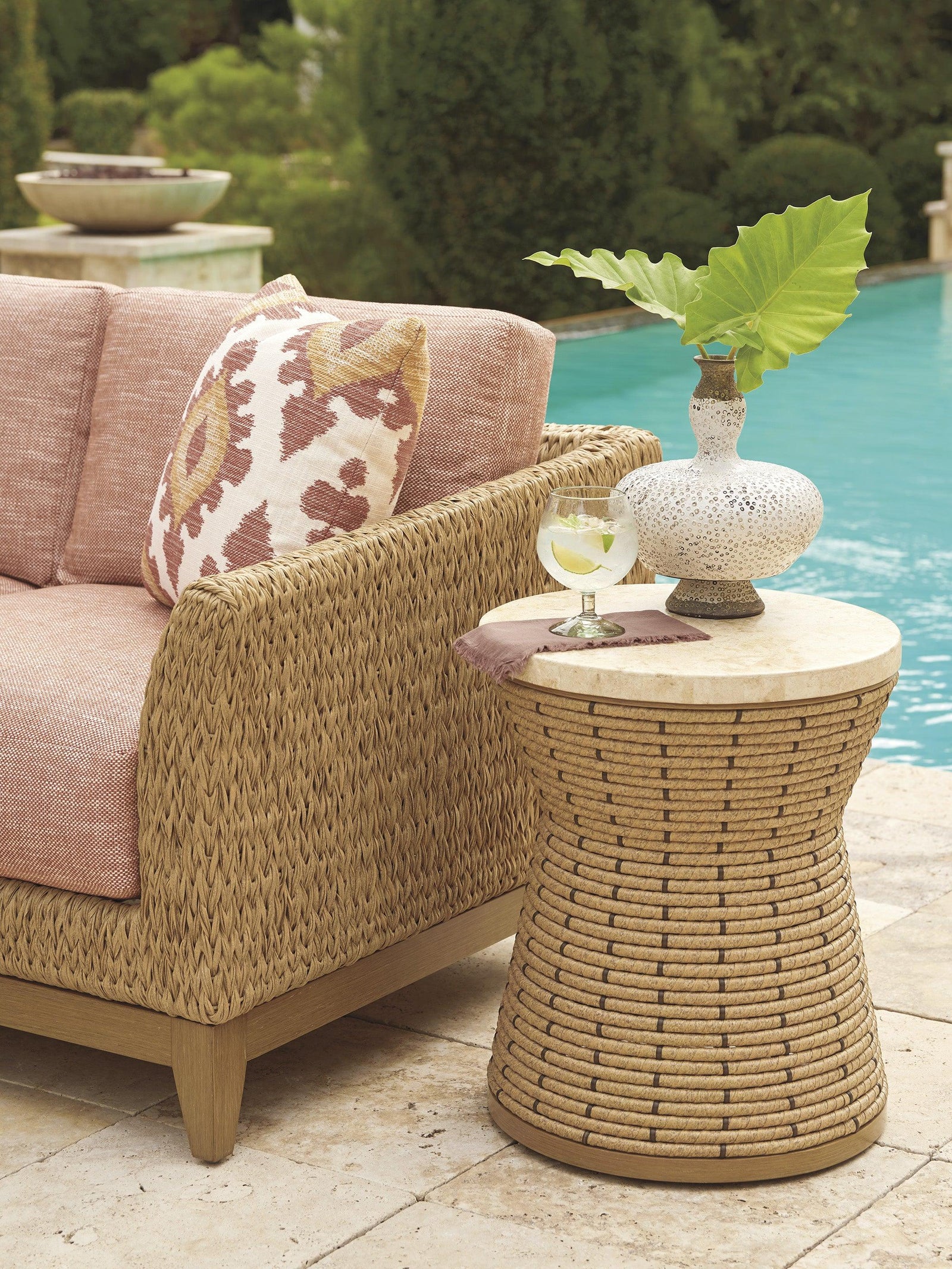Tommy Bahama Outdoor Valley View Round Side Table OUTDOOR ACCENT TABLES