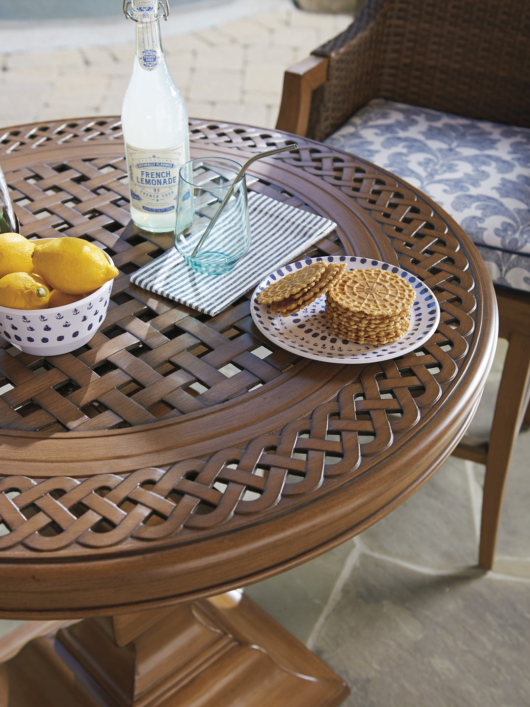 American Home Furniture | Tommy Bahama Outdoor  - Harbor Isle High/Low Bistro Table