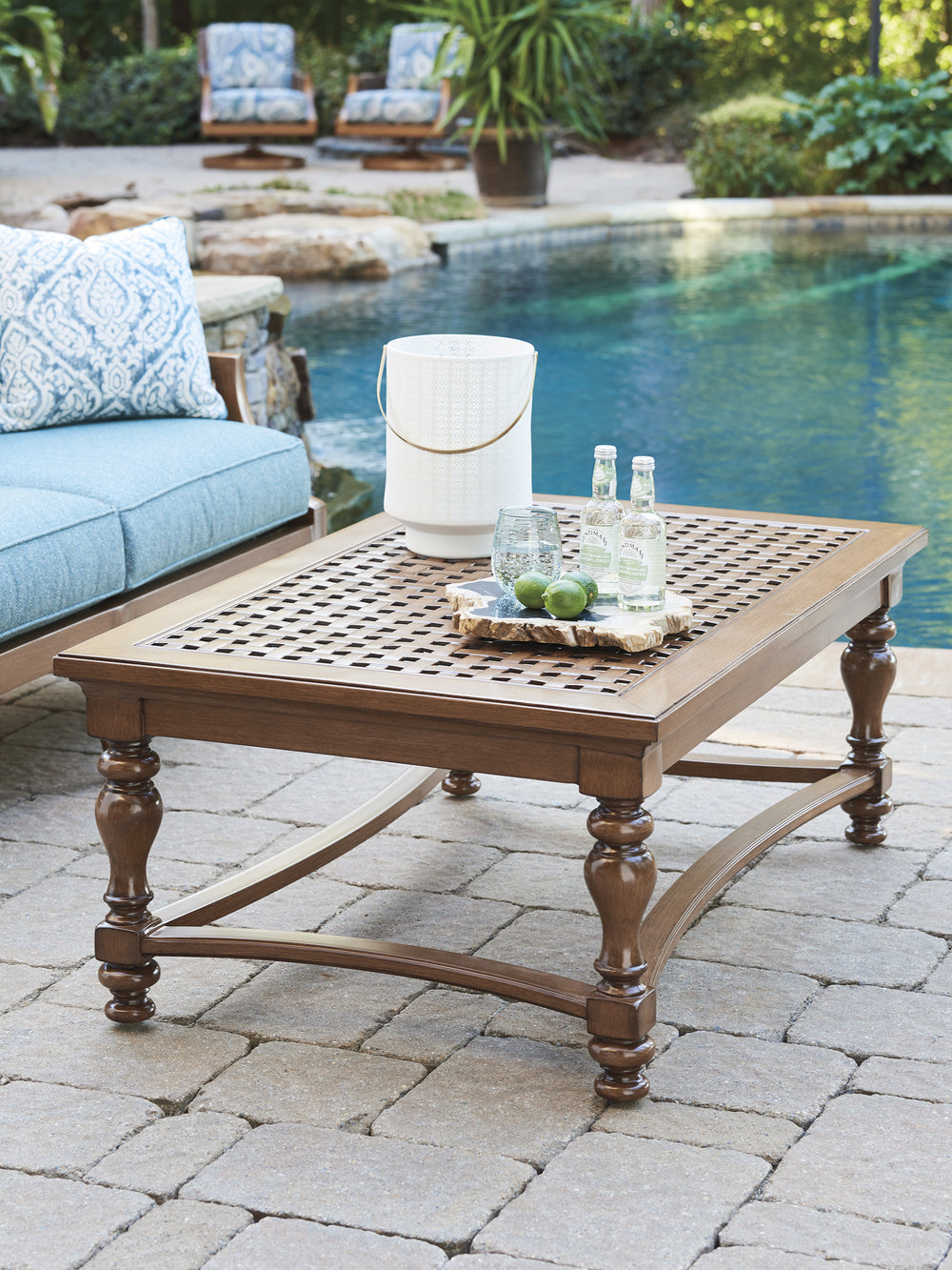 American Home Furniture | Tommy Bahama Outdoor  - Harbor Isle Rectangular Cocktail Table