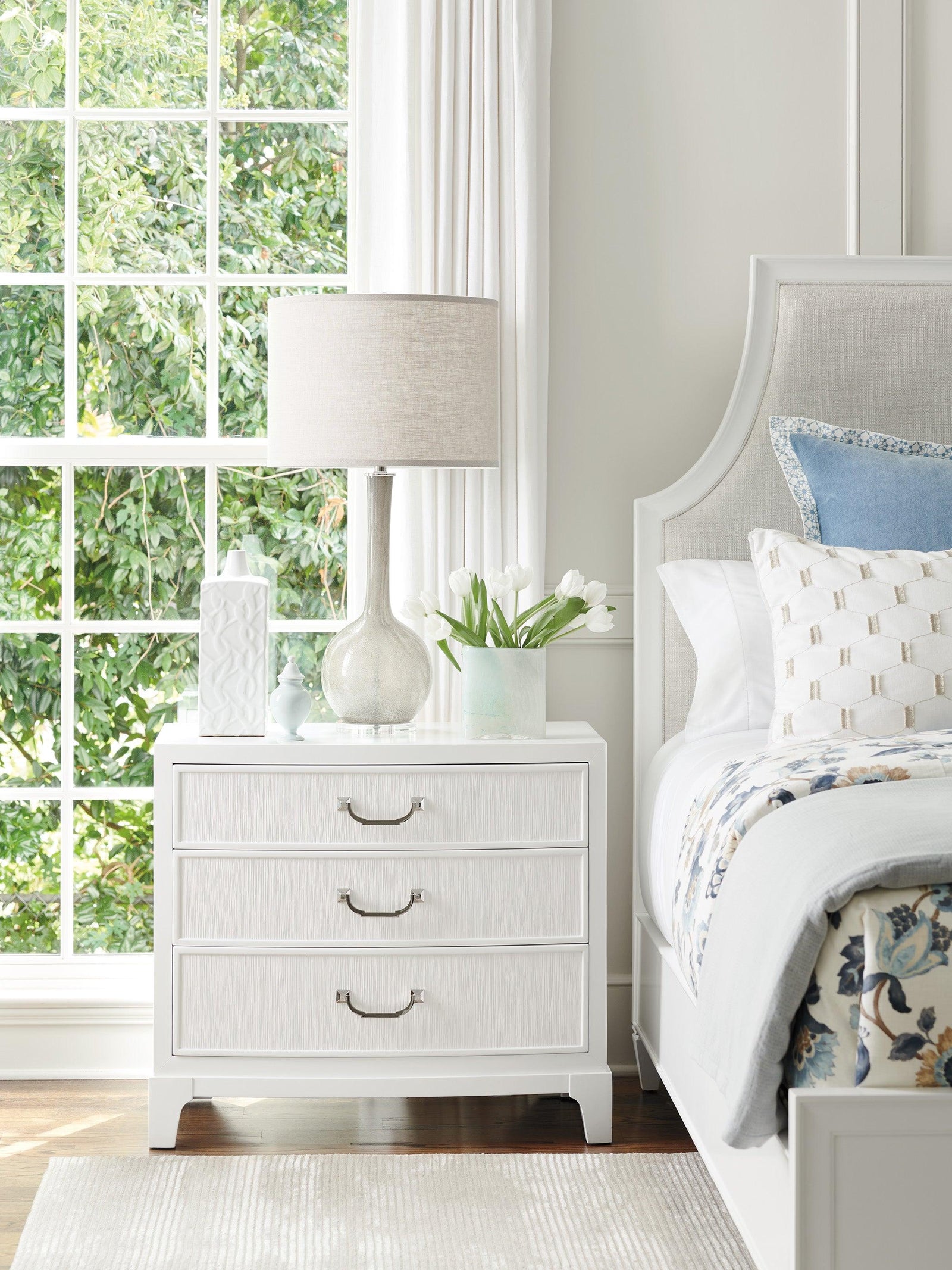 Lexington Avondale Tamera Nightstand NIGHTSTANDS