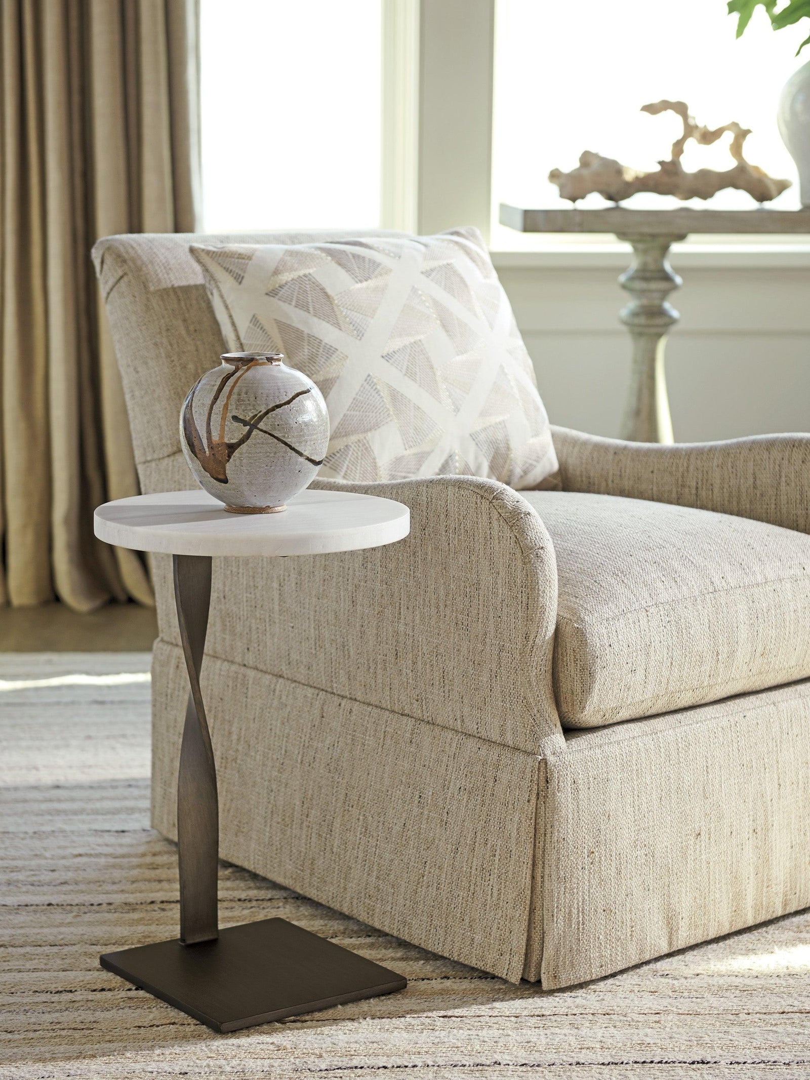 Tommy Bahama Home Ocean Breeze Rockville Round Martini Table ACCENT TABLES