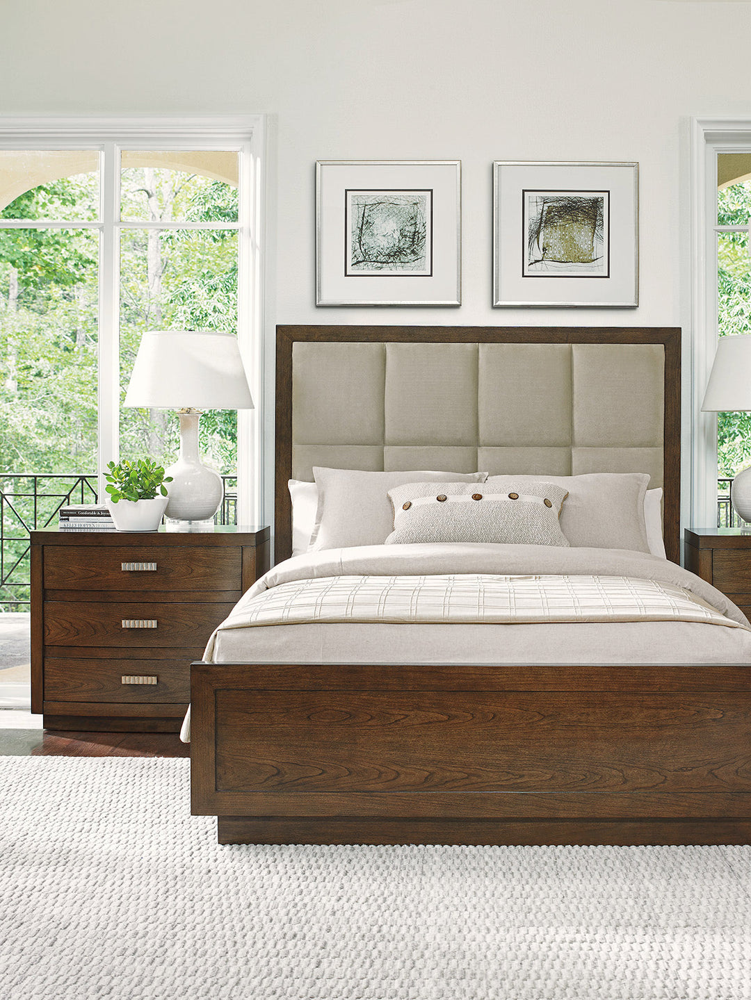 American Home Furniture | Lexington - Laurel Canyon Casa Del Mar Upholstered Bed