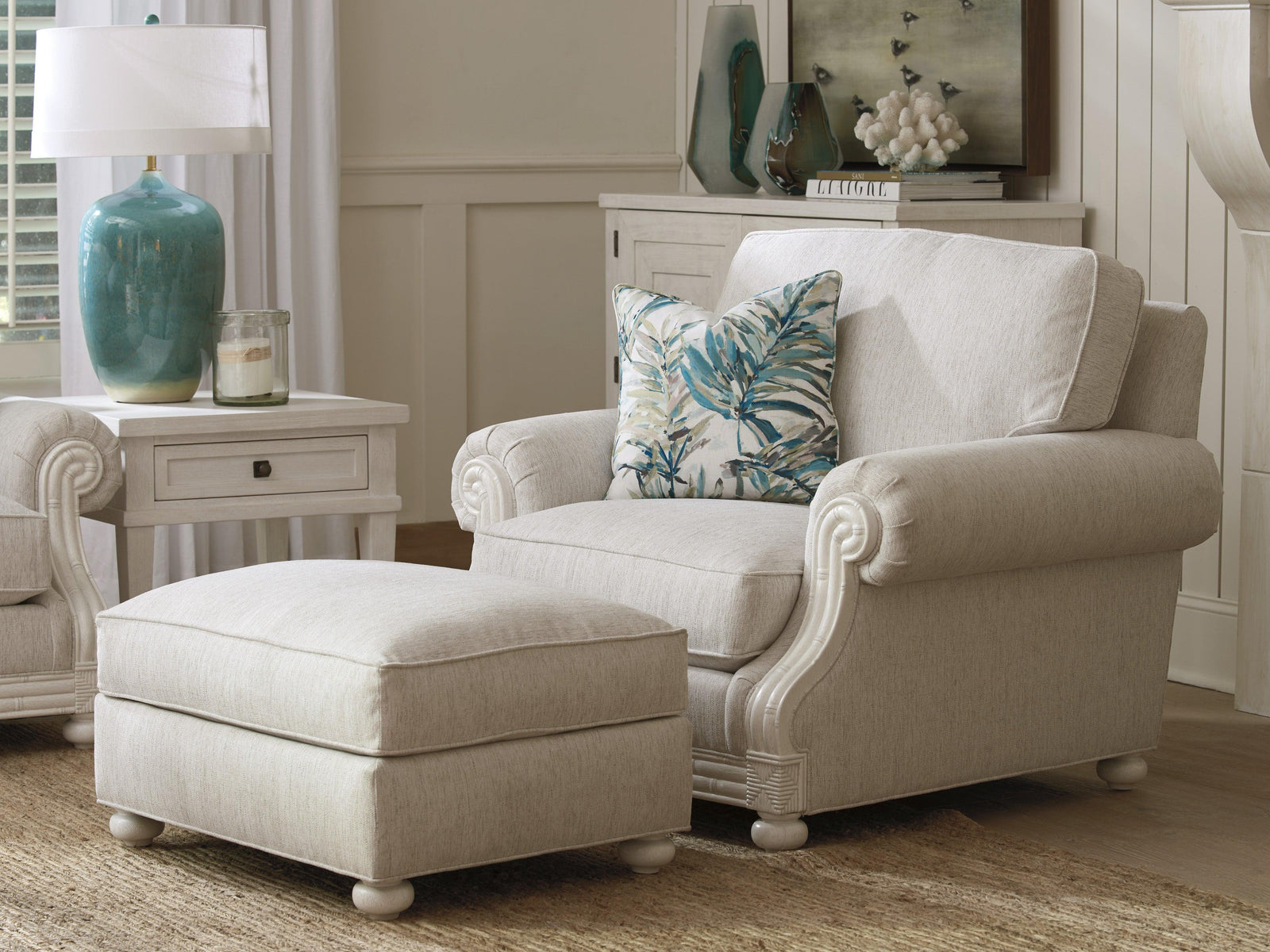 Tommy Bahama Home Ocean Breeze Coral Gables Ottoman OTTOMANS, POUFS, + STOOLS