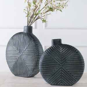 Viewpoint Aged Black Vases