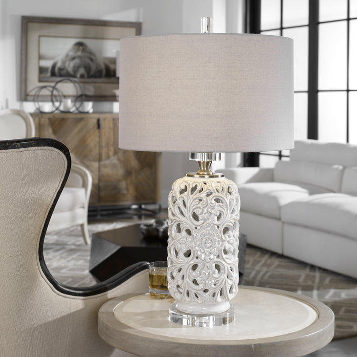 DAHLINA CERAMIC TABLE LAMP - AmericanHomeFurniture