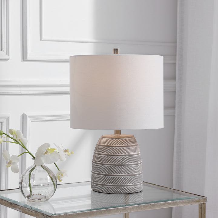 BOWEN TABLE LAMP