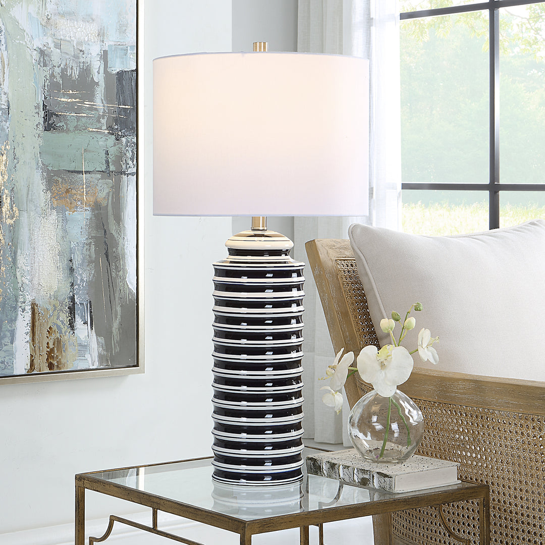 JAQUELIN TABLE LAMP