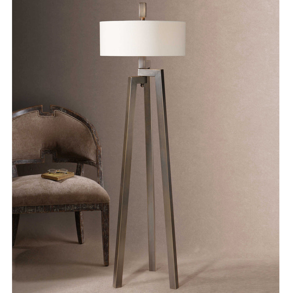 Mondovi Modern Floor Lamp - AmericanHomeFurniture