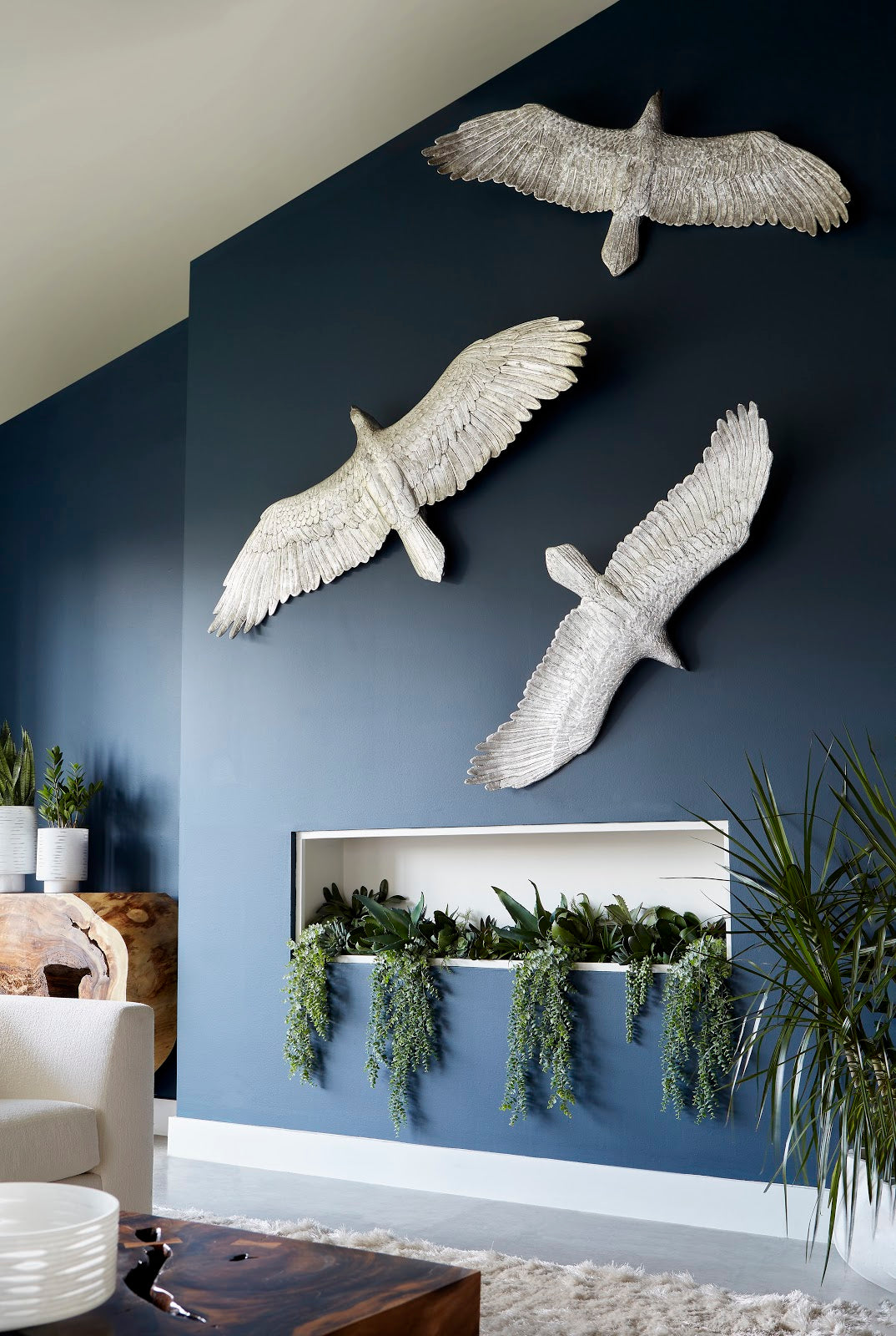 Soaring Eagle Wall Art, Resin, Silver Leaf, LG - Phillips Collection - AmericanHomeFurniture