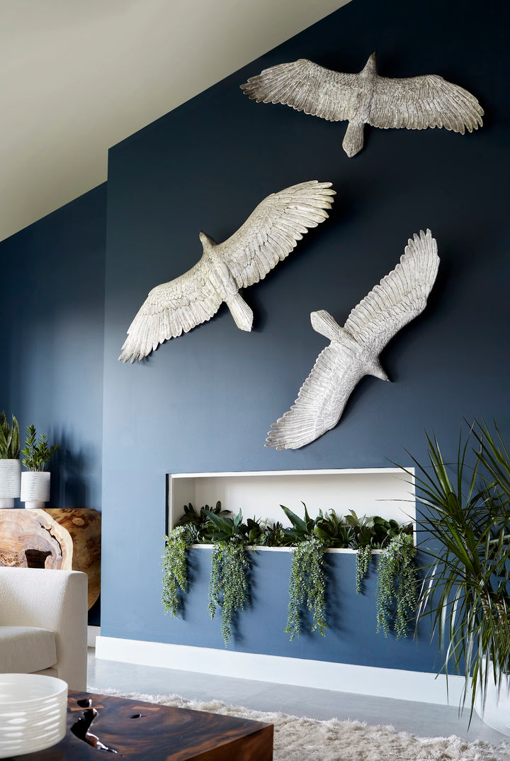 Soaring Eagle Wall Art, Resin, Silver Leaf, SM - Phillips Collection - AmericanHomeFurniture