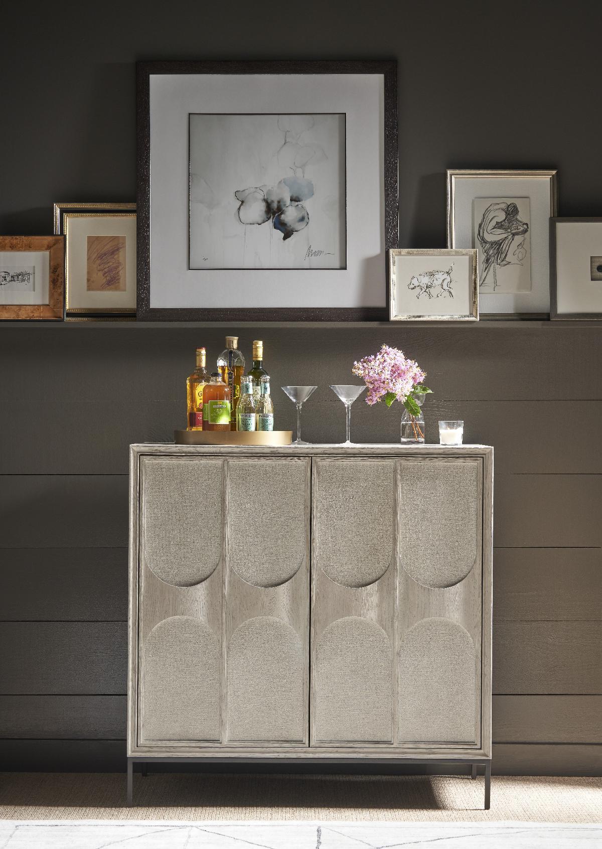 Universal Furniture Coalesce Odessa Bar Cabinet BAR + BAR CARTS