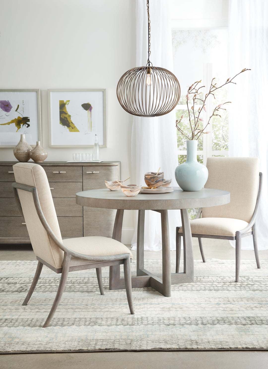 American Home Furniture | Hooker Furniture - Affinity 48in Round Pedestal Dining Table with1-18in Leaf