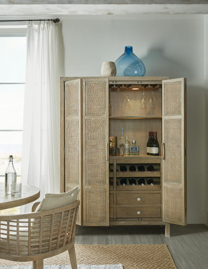 American Home Furniture | Hooker Furniture - Surfrider Bar Cabinet