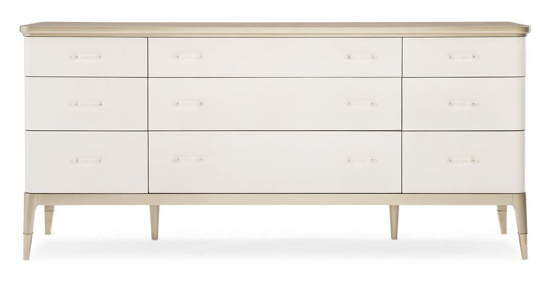 DREAMY DRESSER