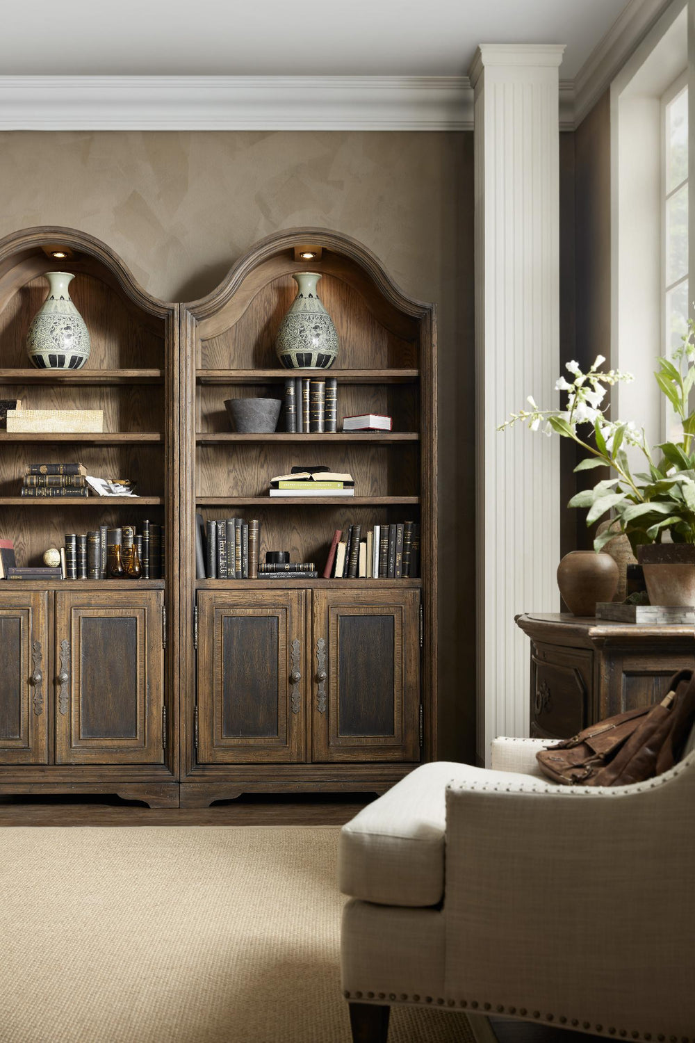 American Home Furniture | Hooker Furniture - Pleasanton Bunching Bookcase