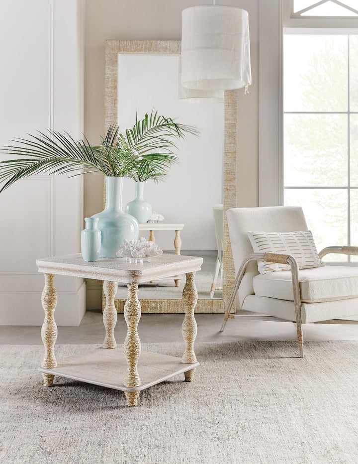 American Home Furniture | Hooker Furniture - Serenity Bahari Lamp Table