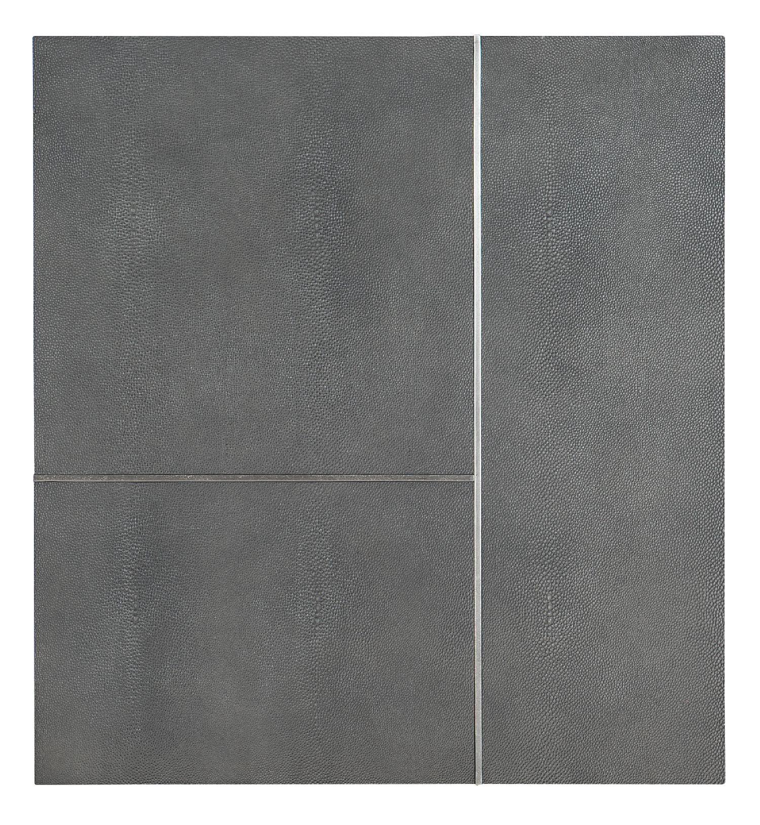Grey/26.00 X 26.50 X 25.25