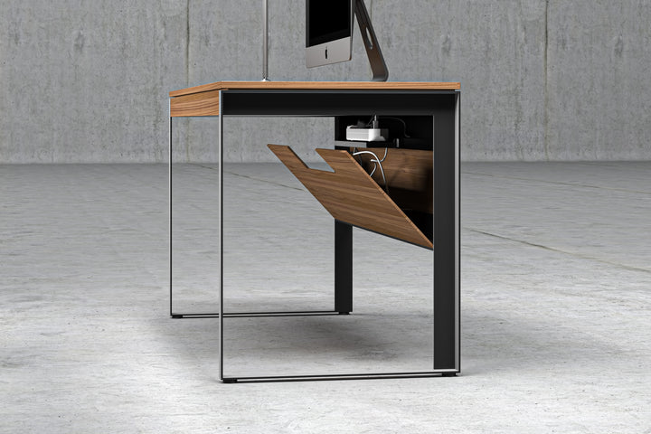 Linea Desk