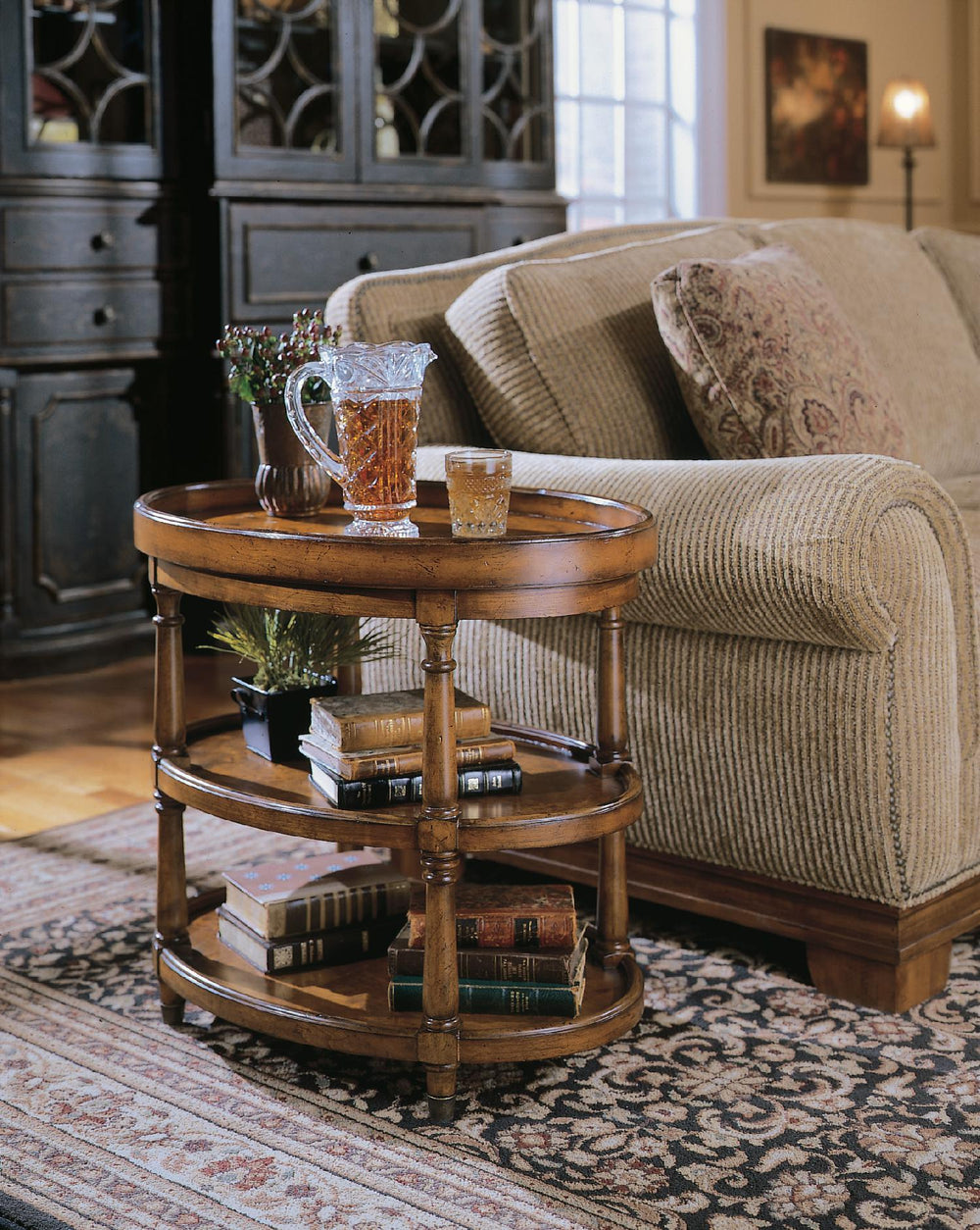 American Home Furniture | Hooker Furniture - Oval Accent Table