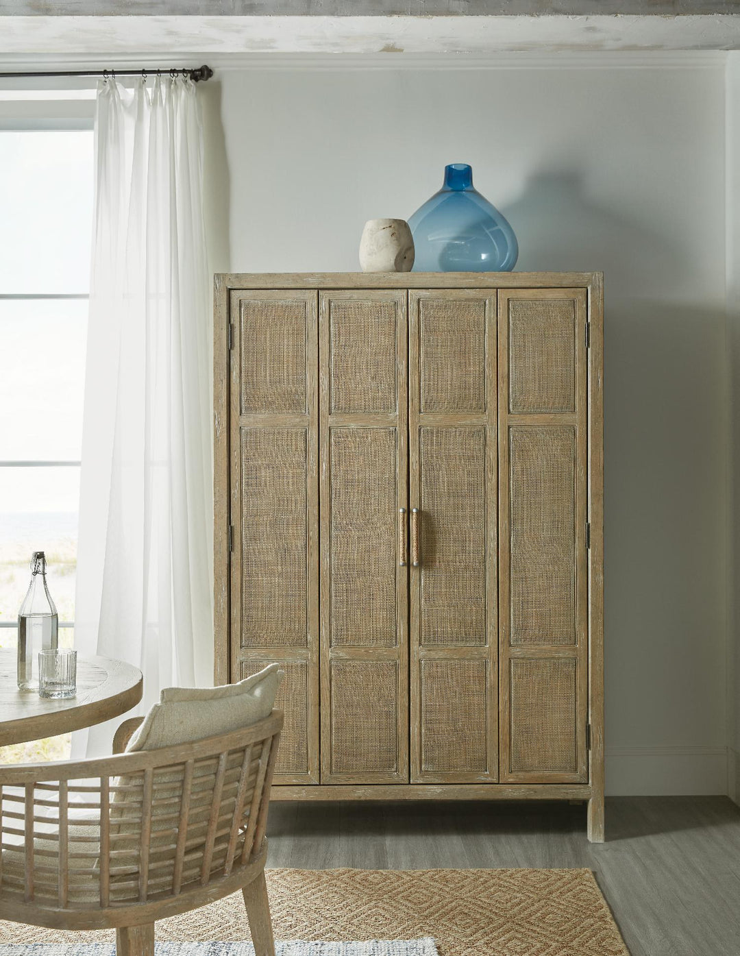 American Home Furniture | Hooker Furniture - Surfrider Bar Cabinet