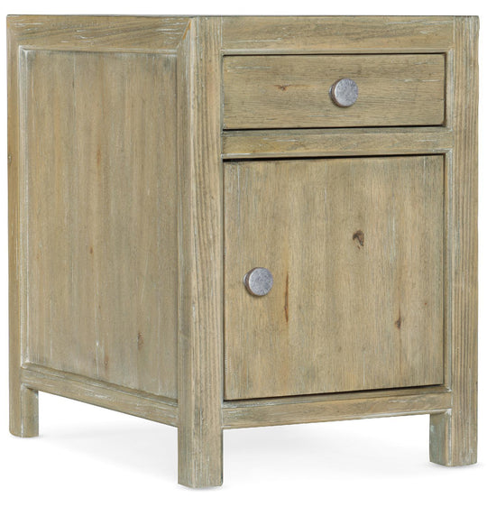 Light Wood/18.00 X 25.00 X 25.25