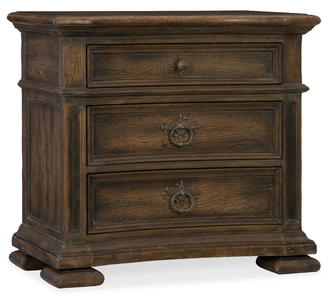 American Home Furniture | Hooker Furniture - Elmendorf Three-Drawer Nightstand