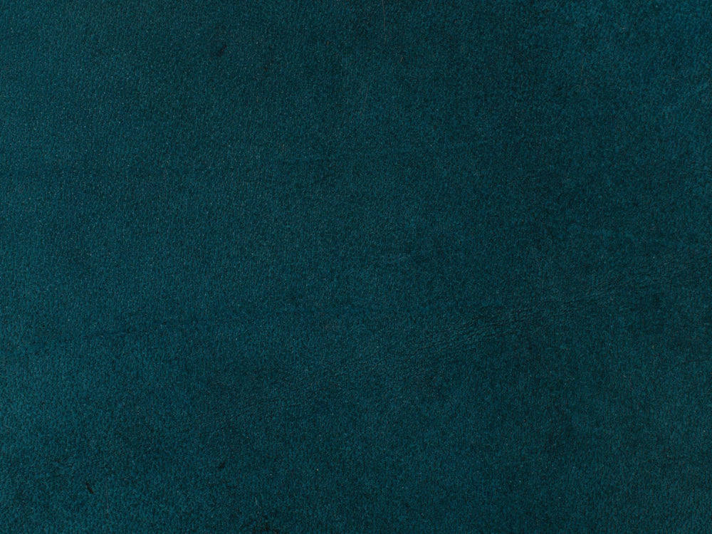 Conner Swivel Club Chair - AmericanHomeFurniture