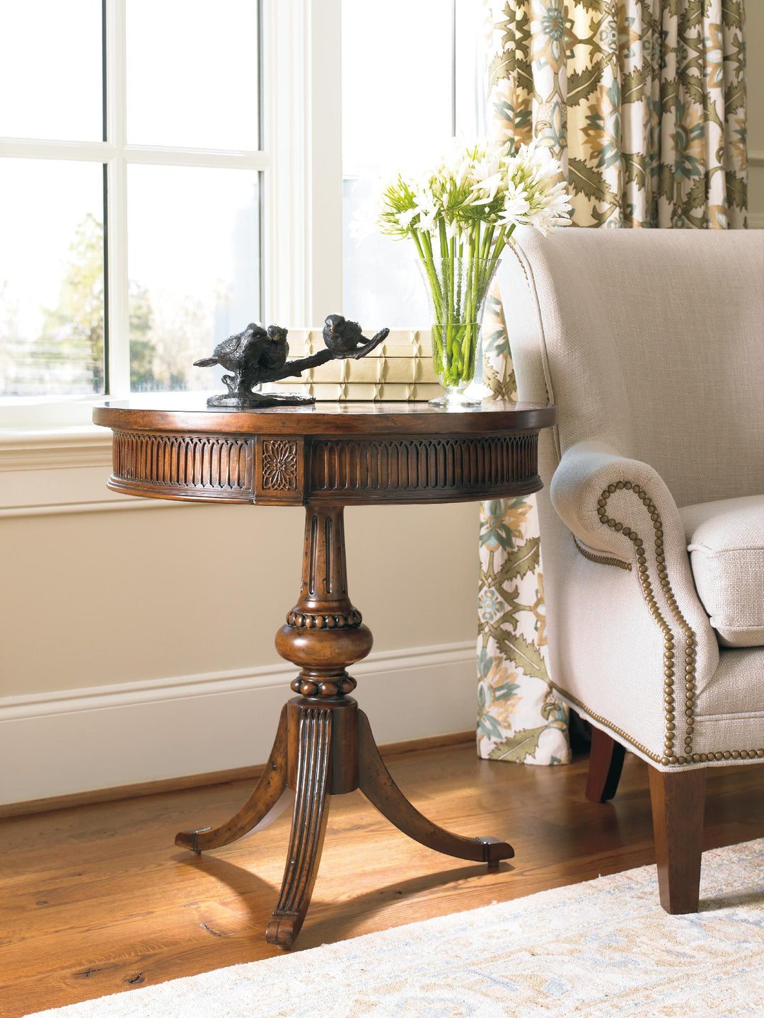 American Home Furniture | Hooker Furniture - Round Pedestal Accent Table