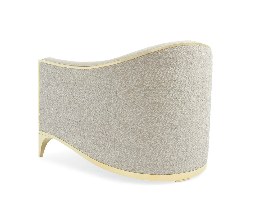 THE SVELTE CHAIR BEIGE