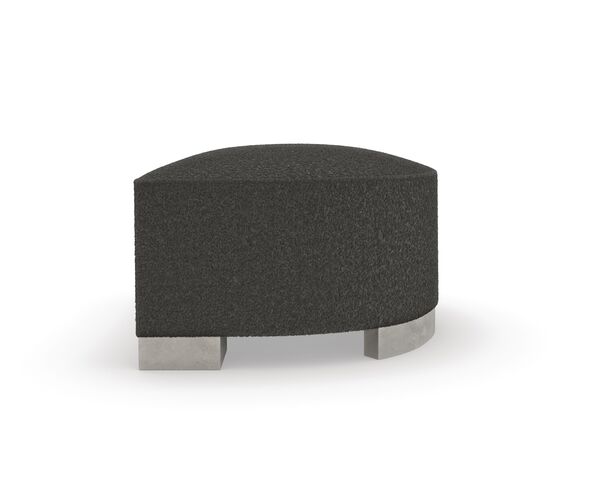 LOUNGE ACT OTTOMAN