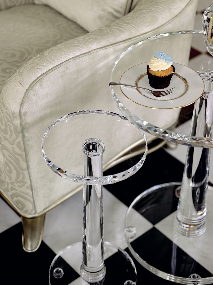 THE SOPHISTICATED SIDE TABLE
