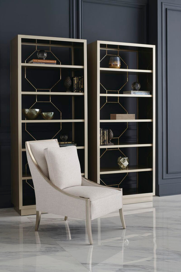 GOING UP ETAGERE