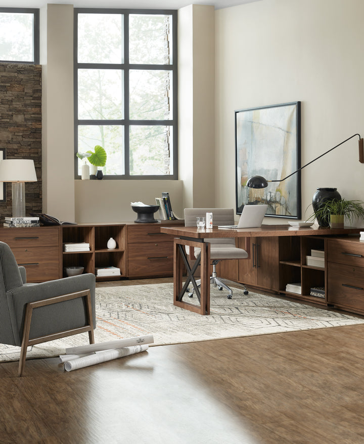 American Home Furniture | Hooker Furniture - Elon Bunching Short Bookcase